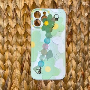 Green flower phone case